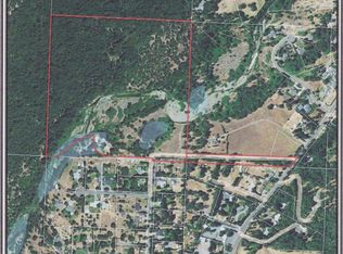 1174 Pleasant Valley Rd, Merlin, OR 97532