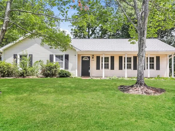 4109 Butterfield Dr, Greensboro, NC 27405