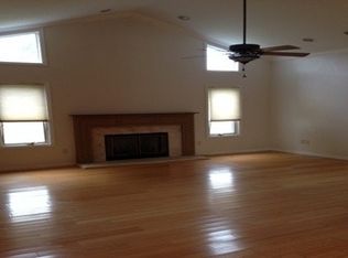 4453 Silver Fox Dr, Naples, FL 34119