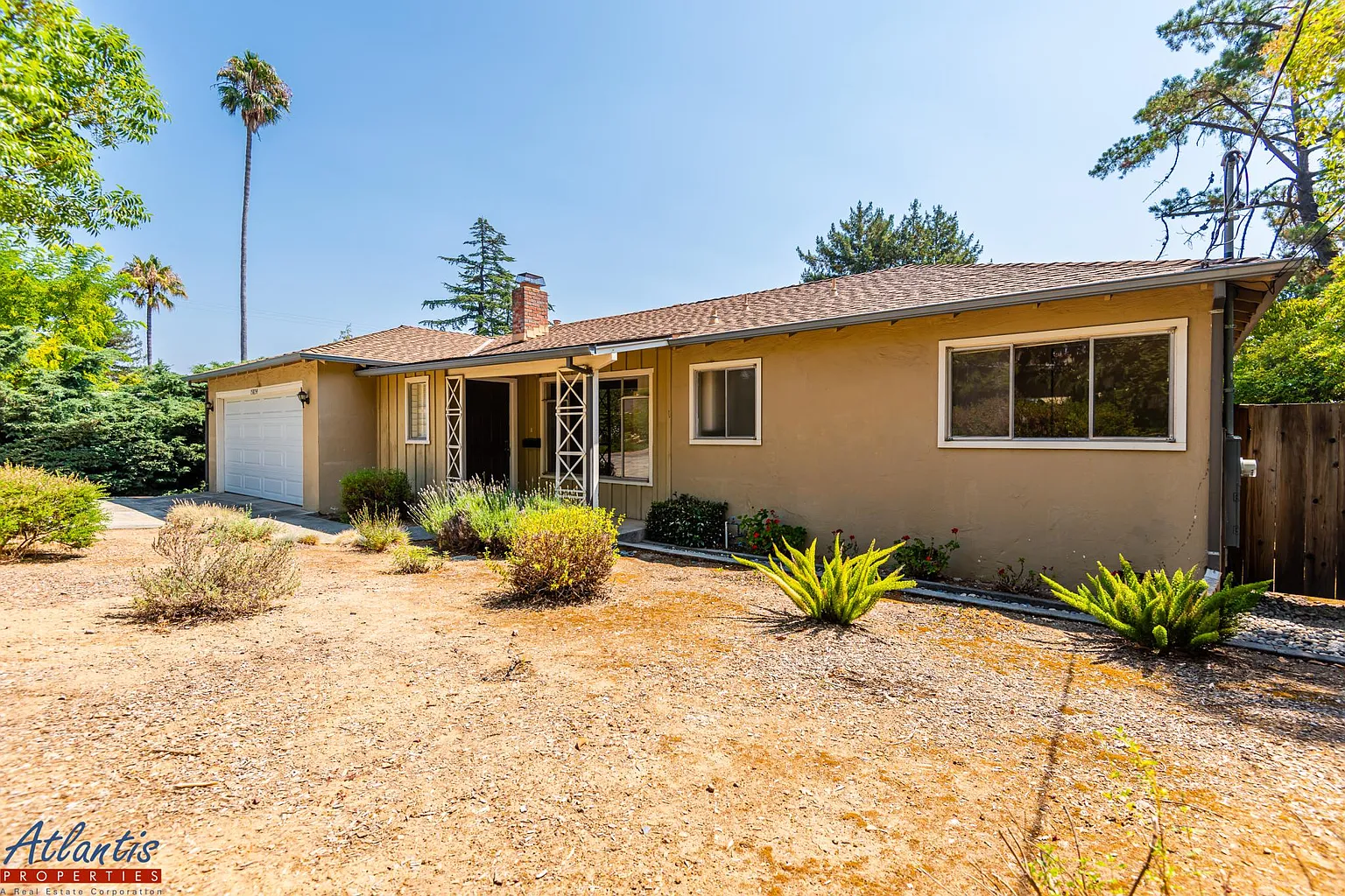 15854 Poppy Ln photo 1