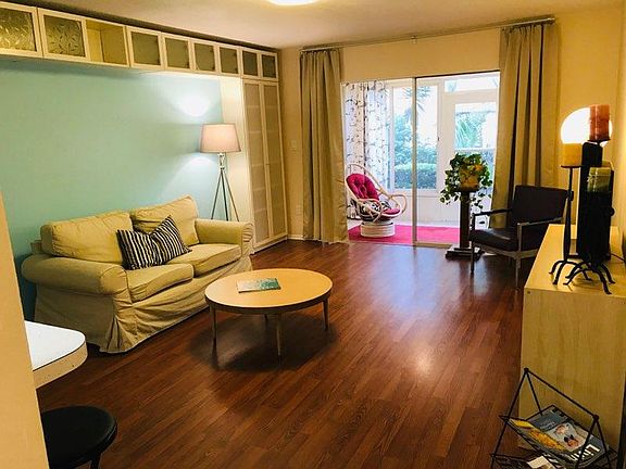 3rd image of 1515 Bayshore Blvd APT 2