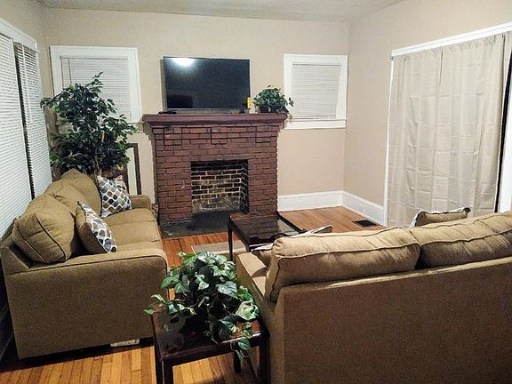 2nd image of 439 2nd Ave SE #A