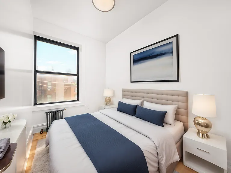115 Perry St #1C — Photo 3