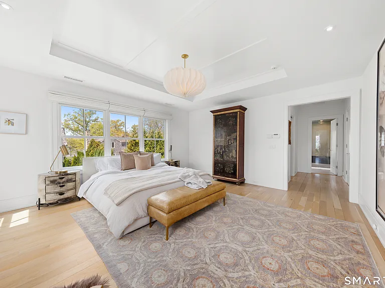15 Roosevelt Rd — Photo 22