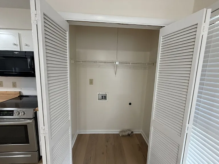 912 Pineland Ave #51 — Photo 6