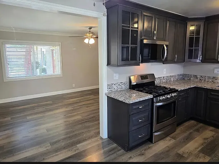 145 E Sierra Madre Blvd — Photo 3