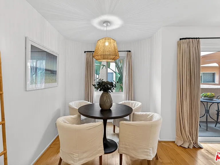 914 Lincoln Blvd #207 — Photo 9