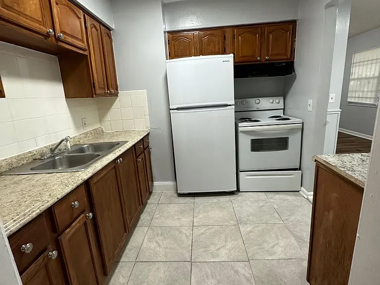 4020 Canal St — Photo 29