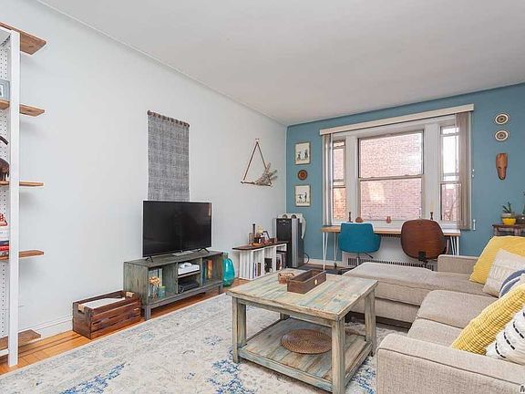 2nd image of 11031 73rd Rd APT 4P