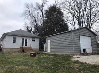 1414 W Randolph St, Vandalia, IL 62471