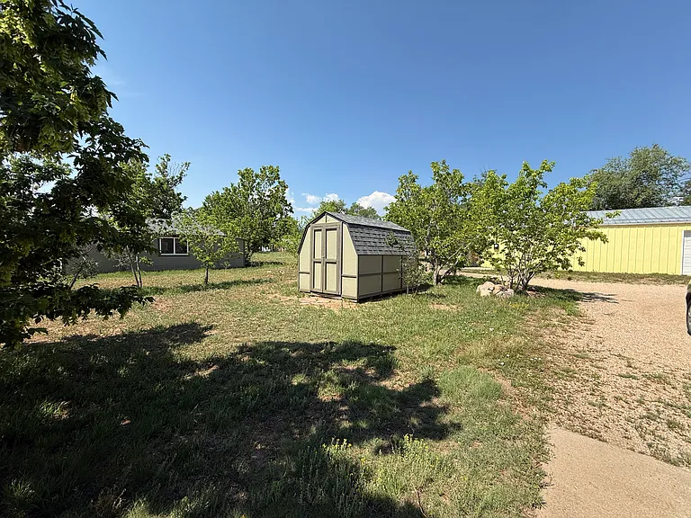 2592 Yarmouth Ave — Photo 24
