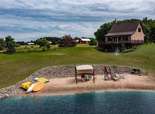 E2179 Johanson Rd, Iola, WI 54945