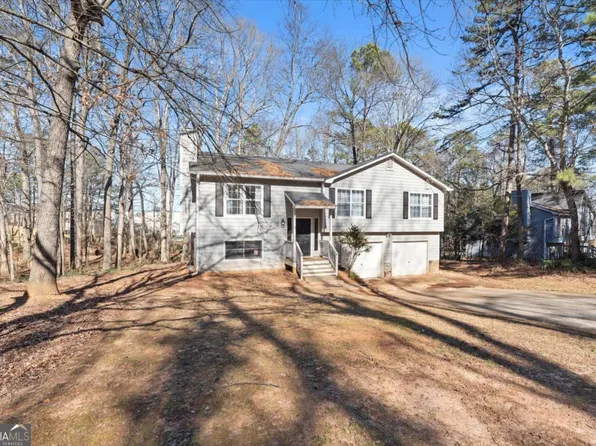 5960 Sutton Pl, Douglasville, GA 30135