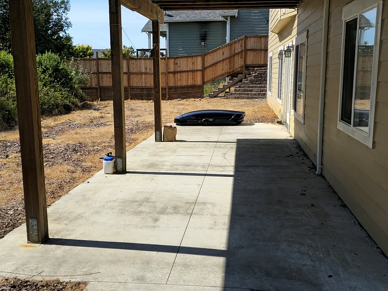 Lower Level Patio and Entry