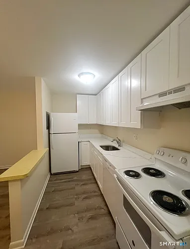 6-8 Hyatt Ave #5 Photo 1