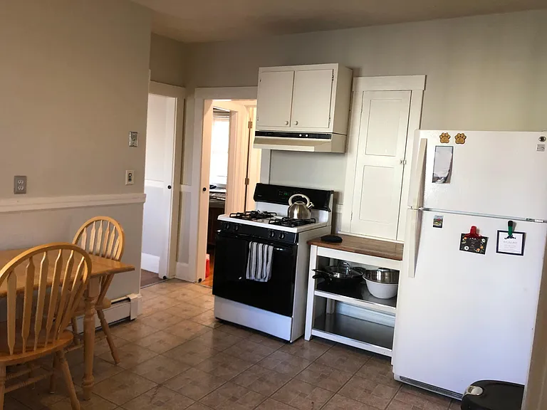 170 Beech Ave #1 — Photo 5