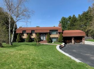 28 Pinehurst Dr, Jericho, VT 05465