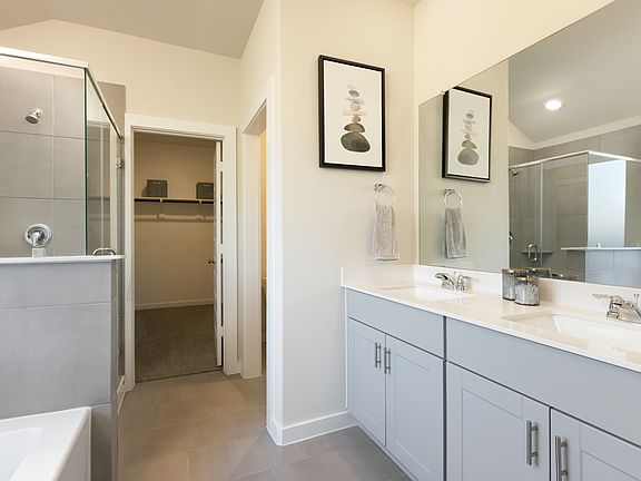 LandingMeadows_830_Callaghan_Primary Bathroom_18310LandingMeadowsLn_MODEL.jpg