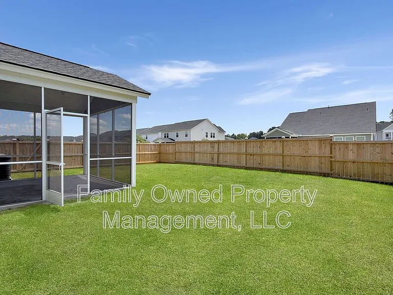 2048 Longhorn Ln — Photo 50