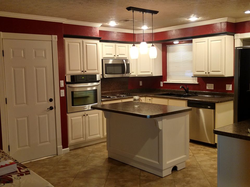 1st image of 3021 N Holloway Ave