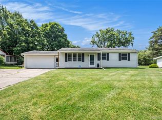 1285 Westwood Dr, Flint, MI 48532