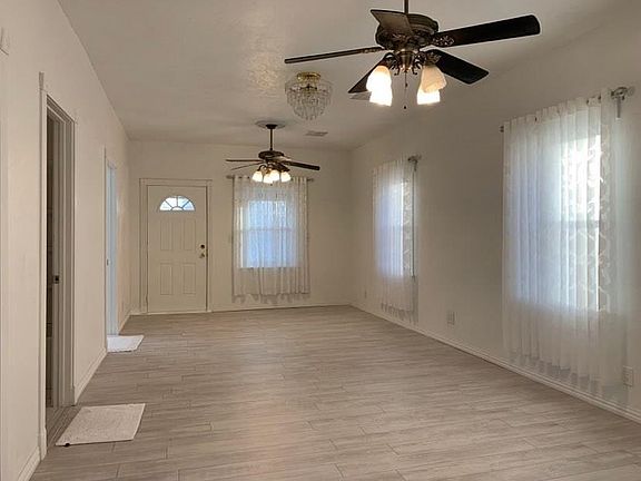 3rd image of 501 E Emporia Ave