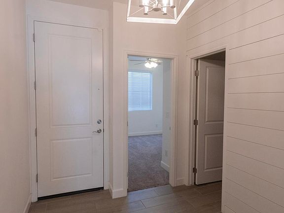 3rd image of 583 E VAIL Lane