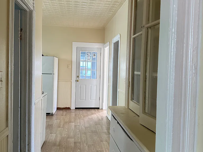 836 Lincoln Ave — Photo 5