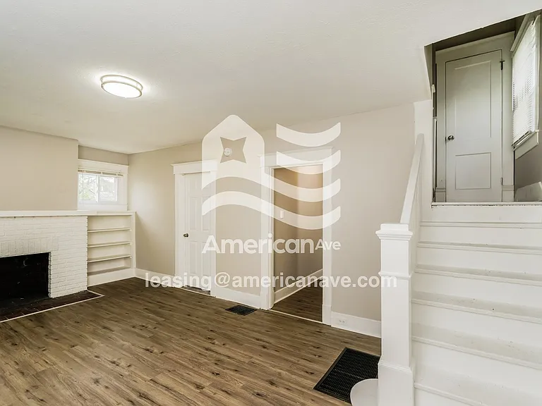 1274798_005_living_room_12696637.jpg