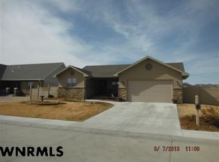 815 20th St, Gering, NE 69341
