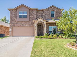 725 Gold Hill Trl, Haslet, TX 76052