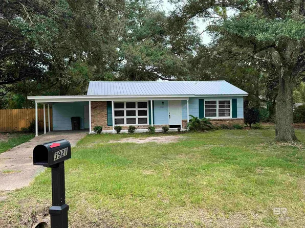 3921 W Charmaine Cir, Mobile, AL 36605