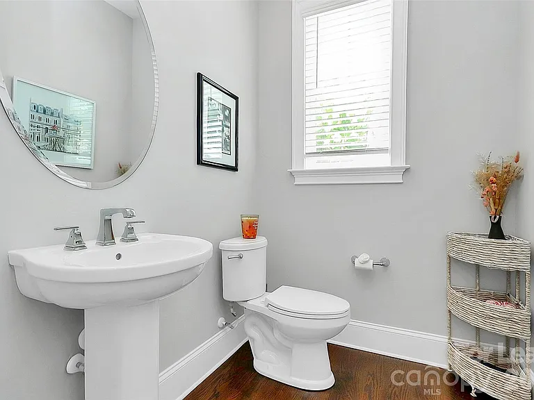 136 Preston Rd — Photo 27