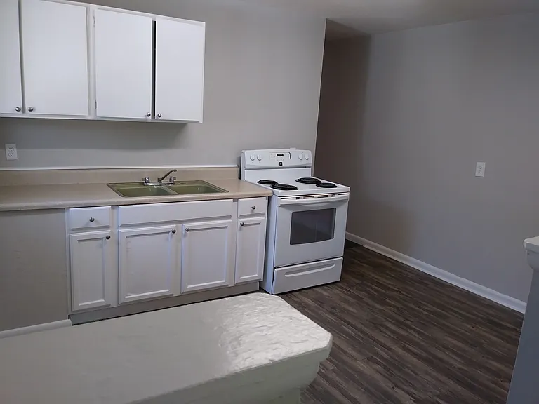 2108 Cleveland Ave #A — Photo 3