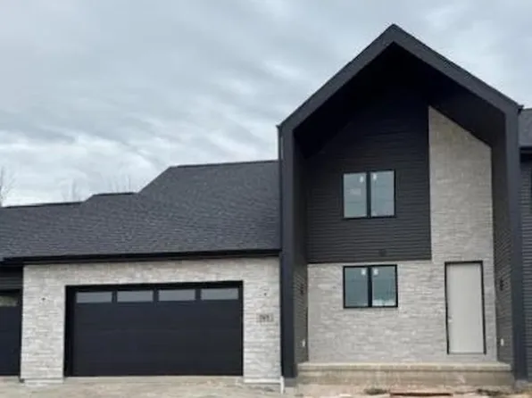 2572 N Stellita Cir, De Pere, WI 54115