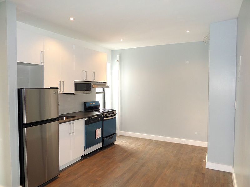 1st image of 4107 28th Ave APT 17
