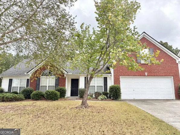 1331 Log Cabin Ln, Lawrenceville, GA 30045