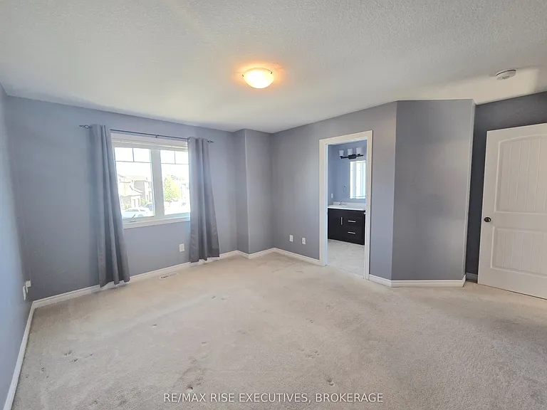 949 Blossom St #1 — Photo 31