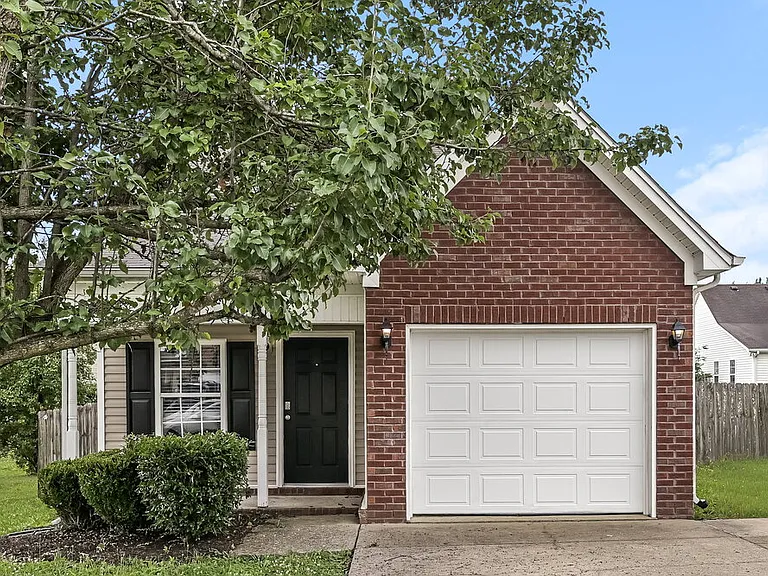 1120 Sima Shabat Ct — Photo 1