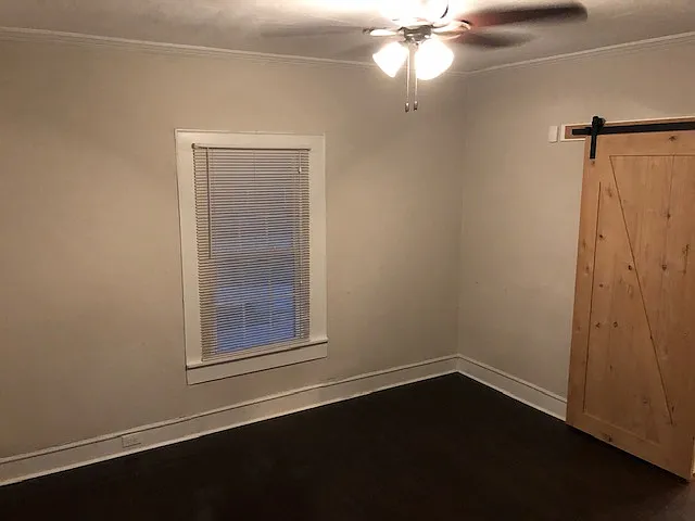 451 Lynch Ave NW photo 1