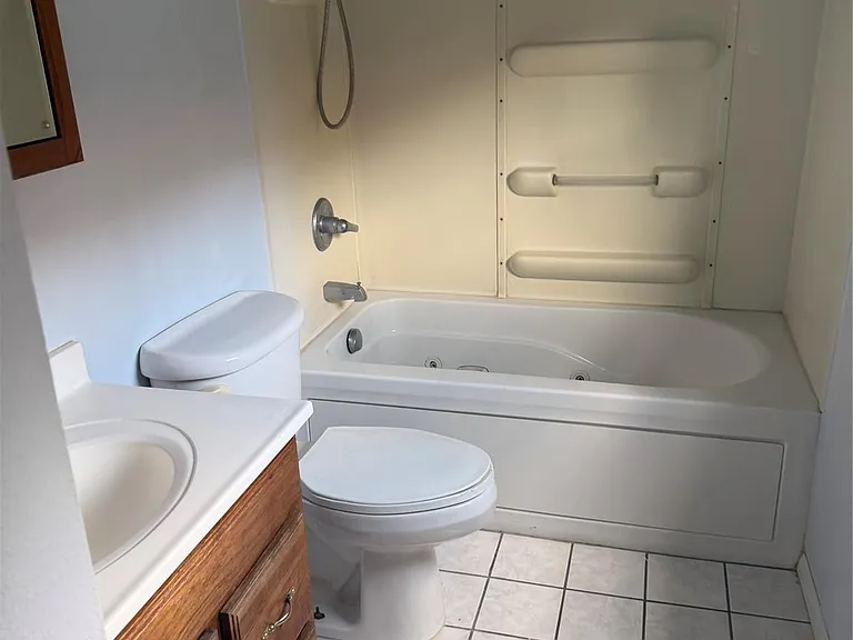 10415 Norton Dr — Photo 22