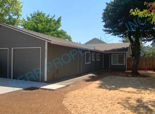 16136 SE Main St #16136, Portland, OR 97233