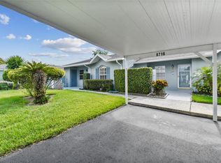 6716 Holly Ct, Zephyrhills, FL 33542