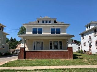 2742 West Ave, Newfane, NY 14108
