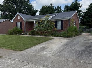 623 Pocahontas Trl, Versailles, KY 40383