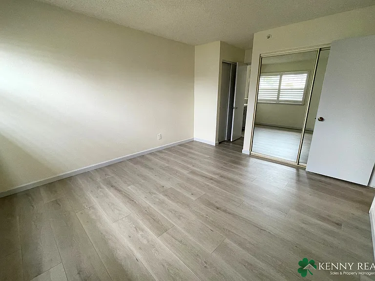 3709 Fairfax Way — Photo 16