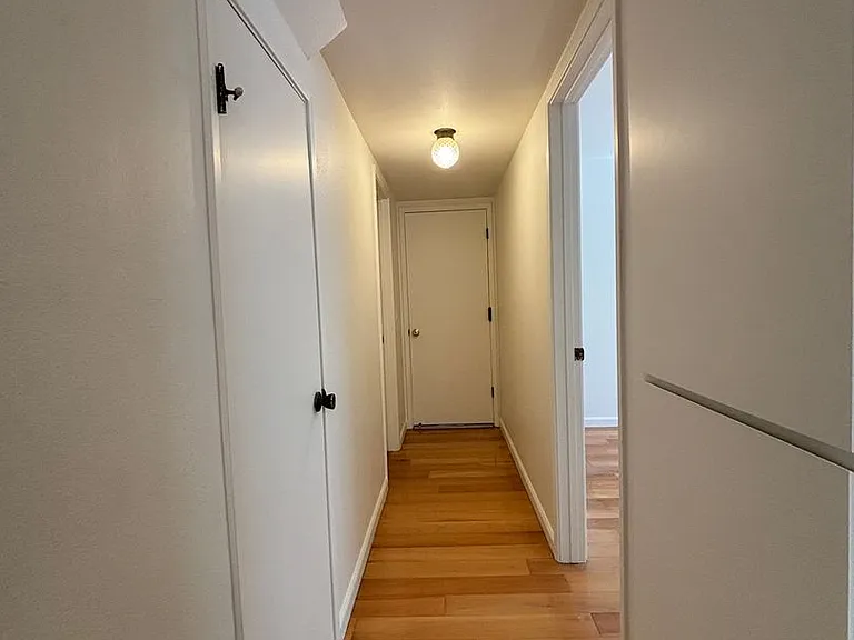 43090 Scofield Ct — Photo 10