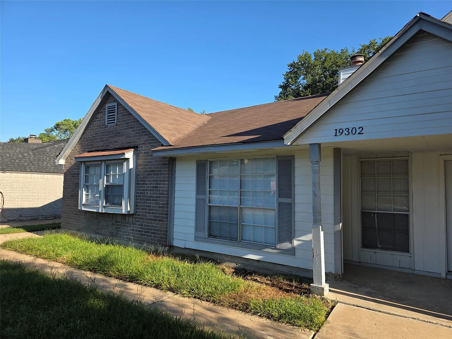 3 bed, 2.0 bath, 1512 sqft, $1,749 — Photo 2
