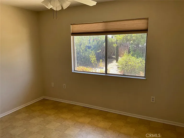 25887 Coombe Hill Dr — Photo 9