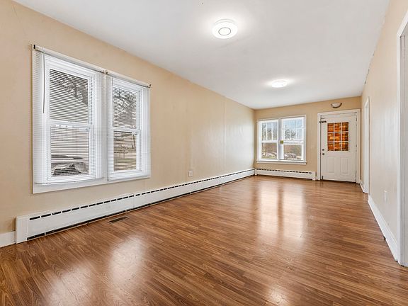 3rd image of 1809 Ogden Ave